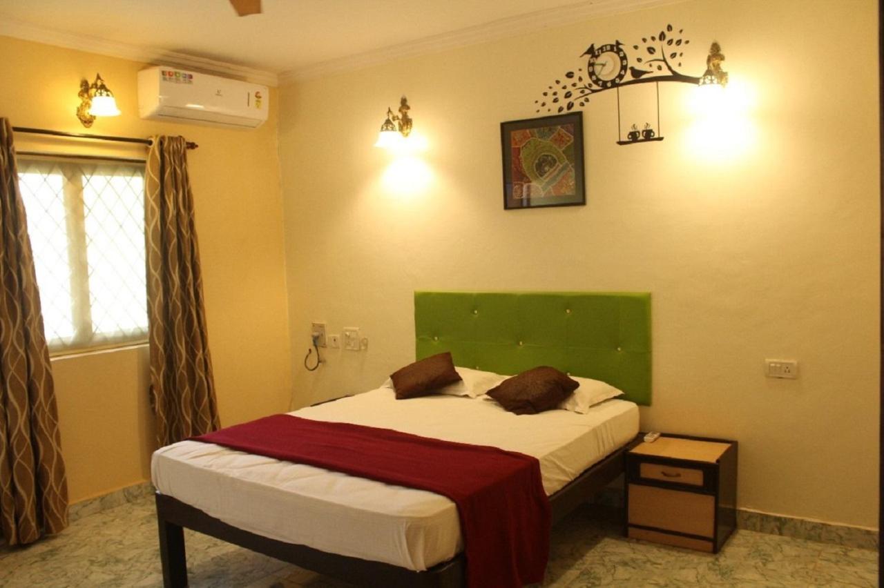 Dona Julia Beach Resort Calangute Extérieur photo