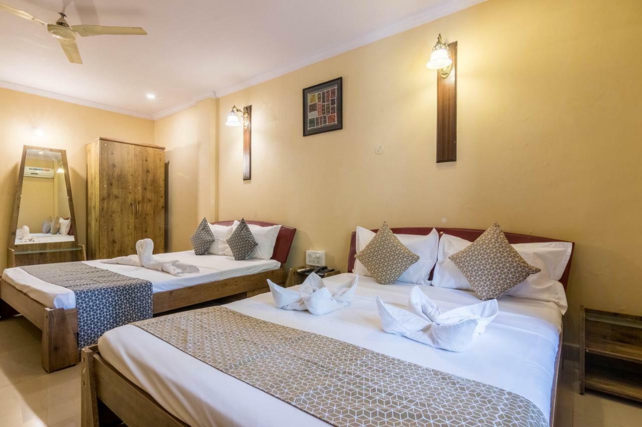 Dona Julia Beach Resort Calangute Extérieur photo