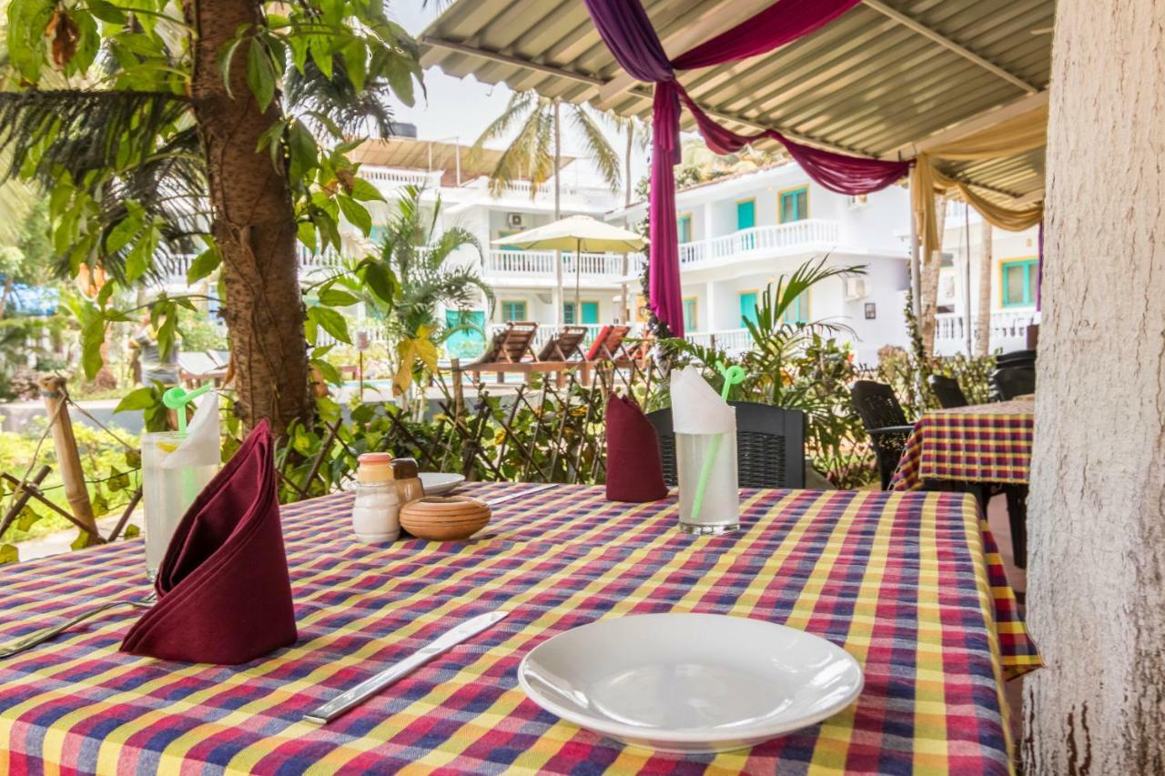 Dona Julia Beach Resort Calangute Extérieur photo